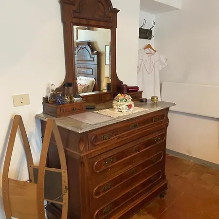 منزل ريفي Torre Colombaia سالسوماجّوري تيرمي